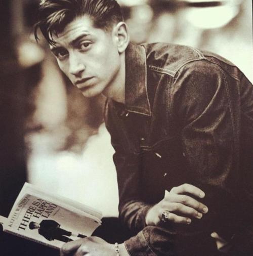 Alex Turner Biyografi