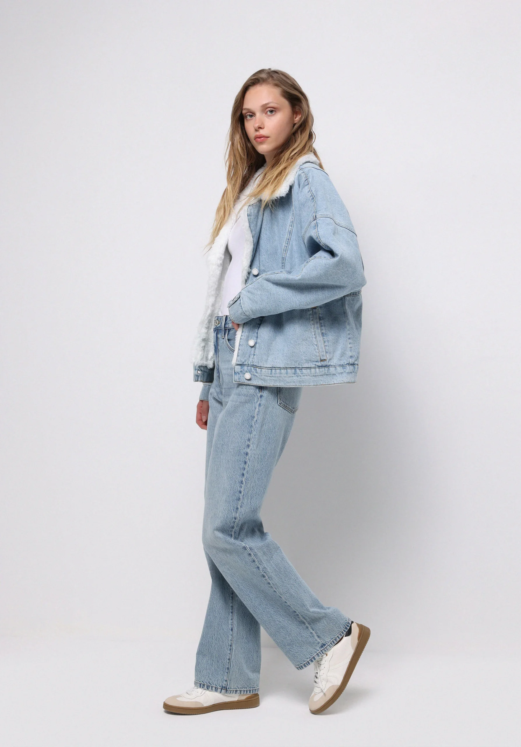 Colin’s Giyim Ürünlerinde Büyük İndirim Yağmuru